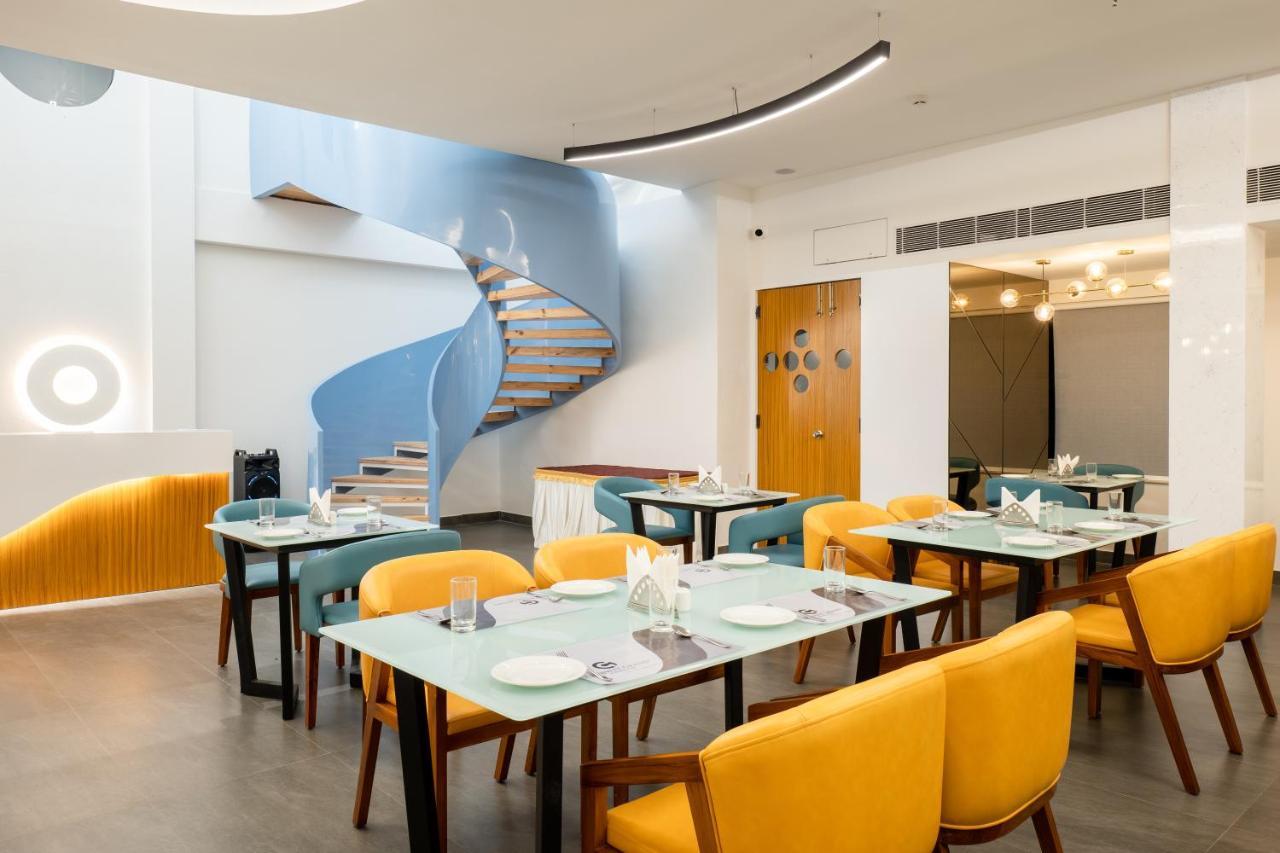 Clubway Grand A Boutique Hotel Jorhāt Zewnętrze zdjęcie